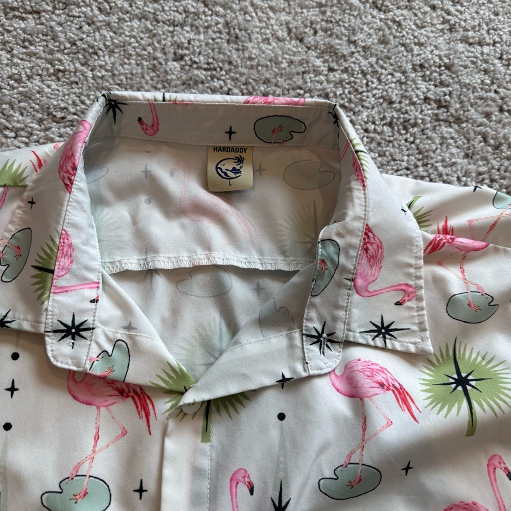 Hardaddy Men's White Flamingo Print Short-Sleeve Shirt Size Large - Picture 2 of 8